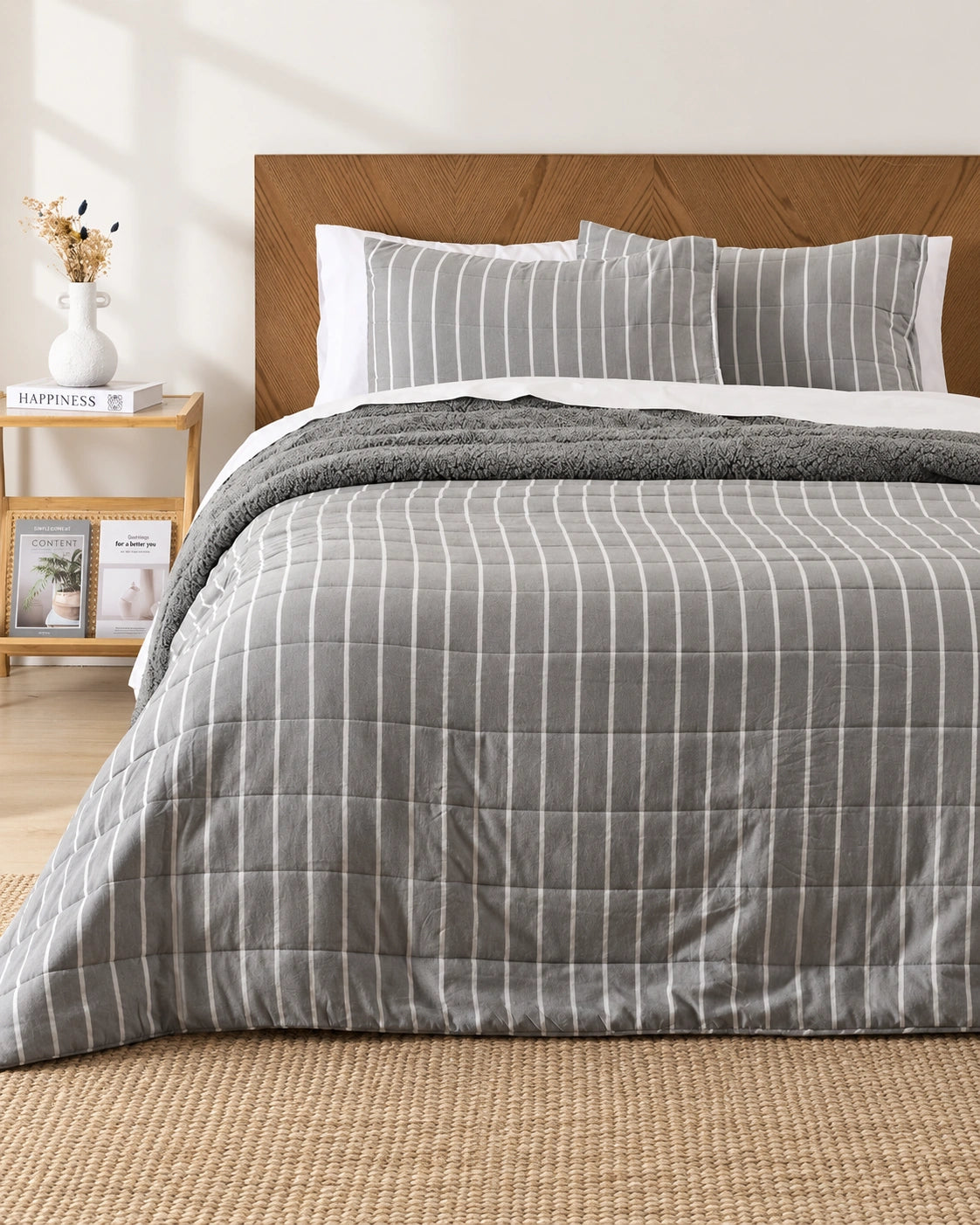 Quilt Palma King Gris con Líneas – Reverso Sherpa